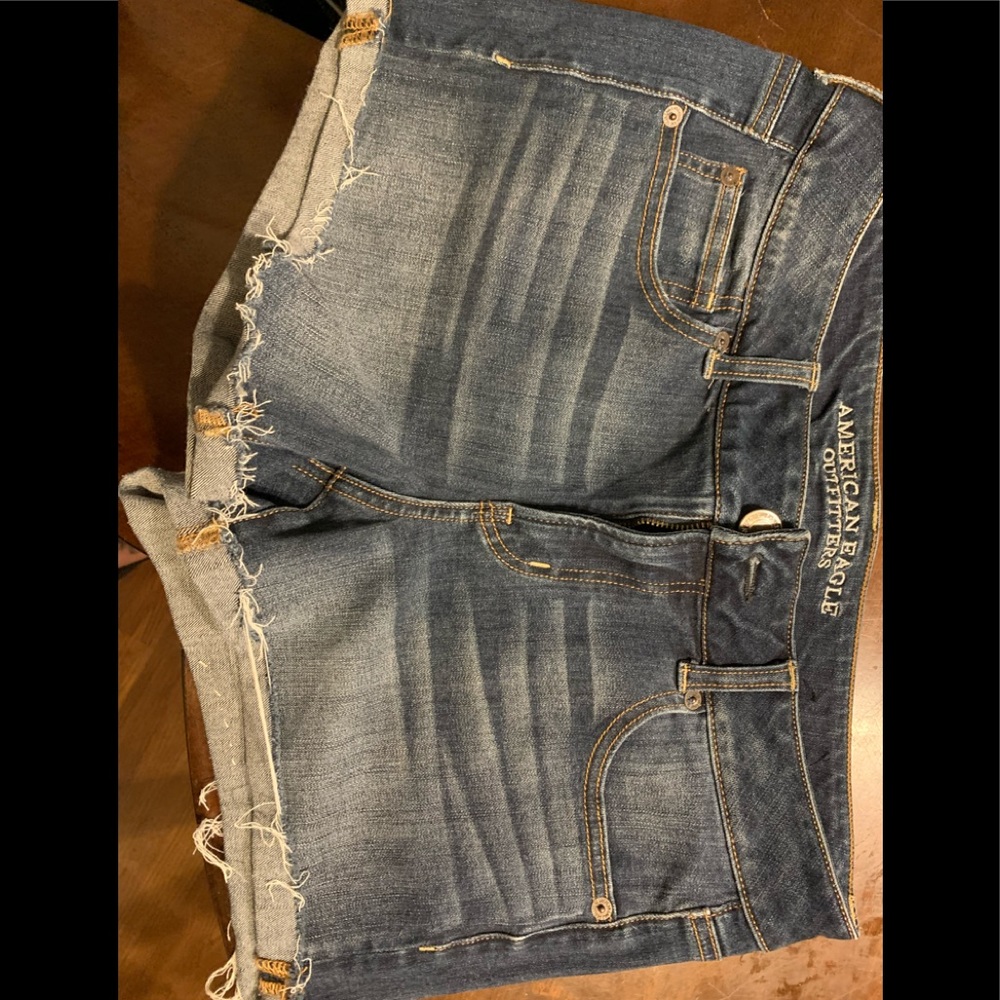 American Eagle size 10 shorts